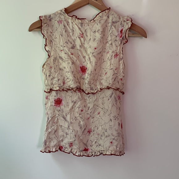 Vintage Y2K Alanna Hill. Size 8. Exquisite sleeveless floral and grilled top. - Picture 6 of 6